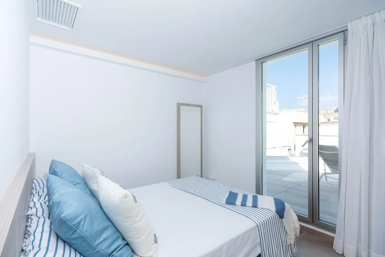 Sea Breeze Apartments Cala Millor  İspanya